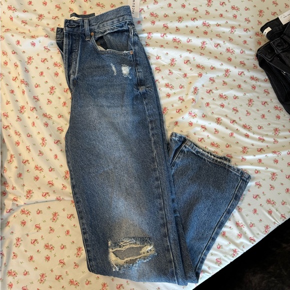 PacSun Dad Jeans - 26 - Picture 5 of 11